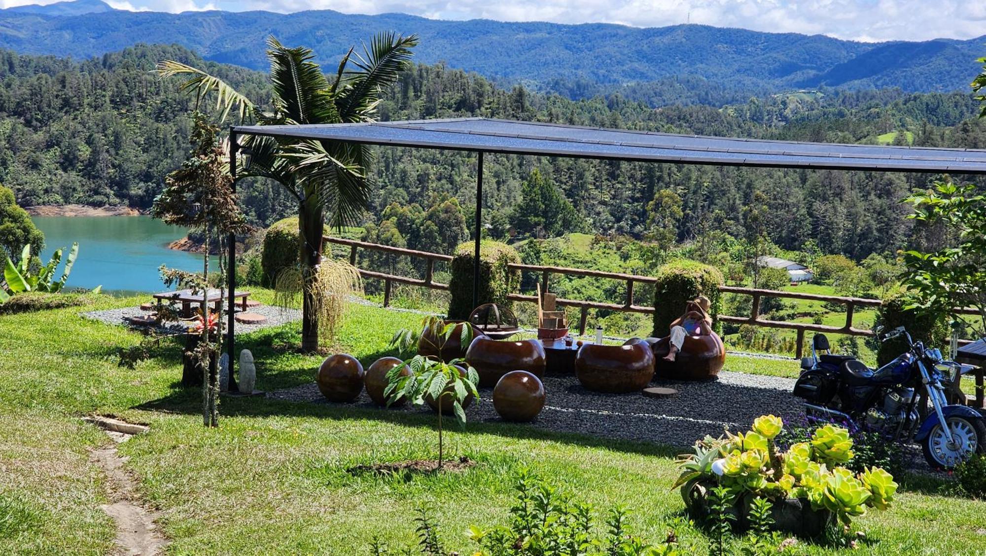 Hobbit Hotel Ecolodge- Guatapé Exterior foto